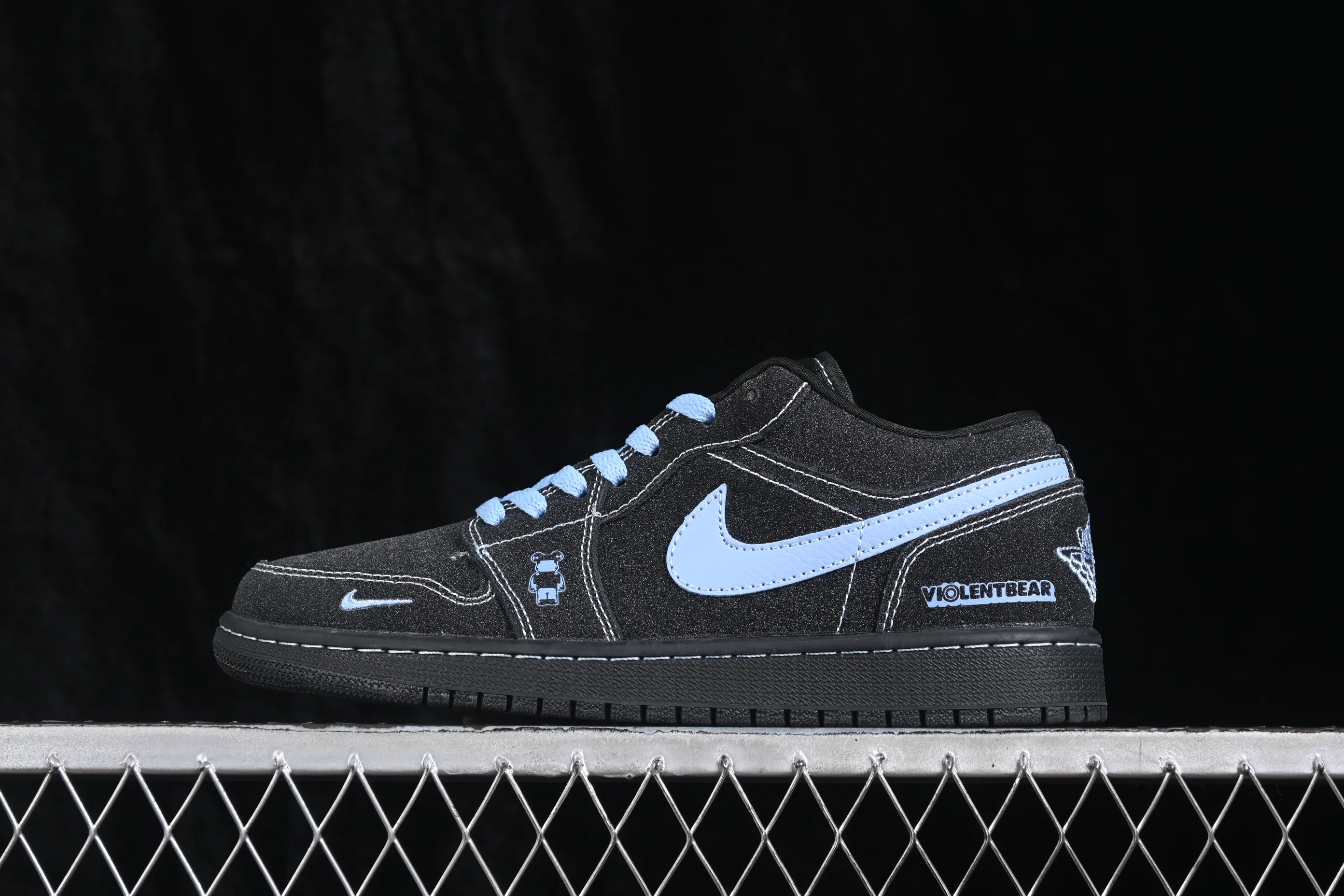 All categories Air Jordan Jordan series basketball shoes Air Jordan 1 Low High-end customized low-top sneakers Travis Scott x Fragment Design x Air Jordan 1 Low OG SP AJ1 Joe 1 joint model low-top cultural casual sneakers LD8888-017